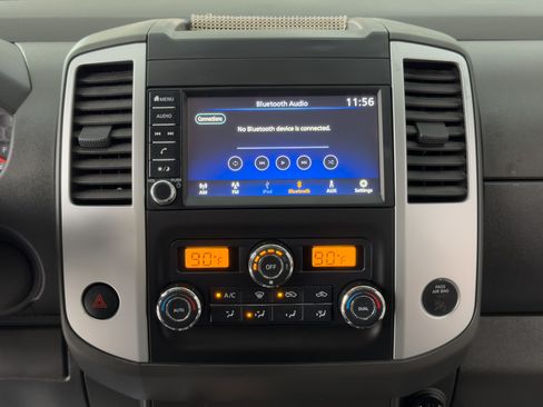 Used 2020 Nissan Frontier SV image 12