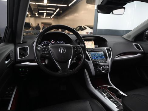 Used 2017 Acura TLX image 26