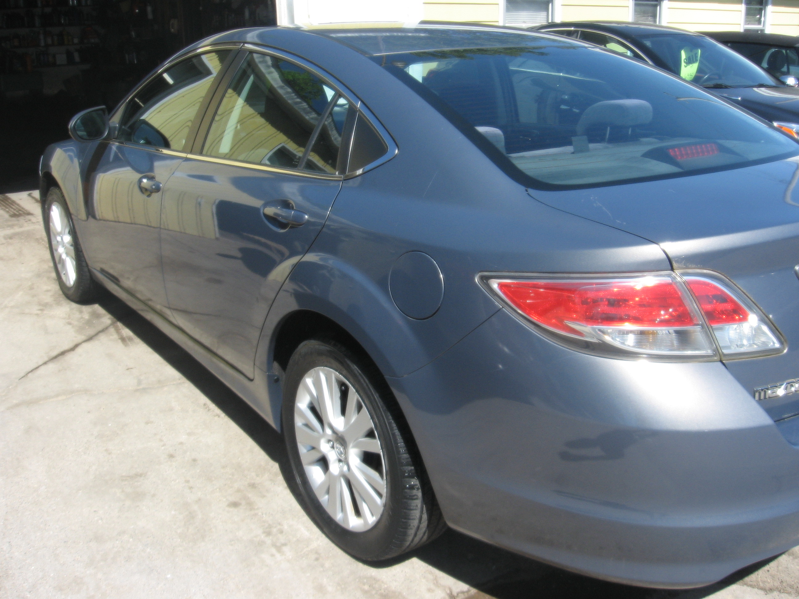 Used 2010 MAZDA MAZDA6 i FWD image 6