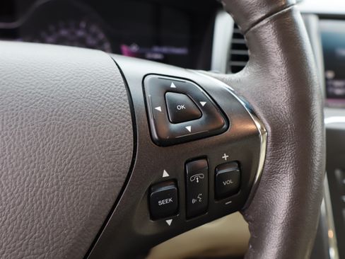 Used 2015 Lincoln MKS Elite image 23