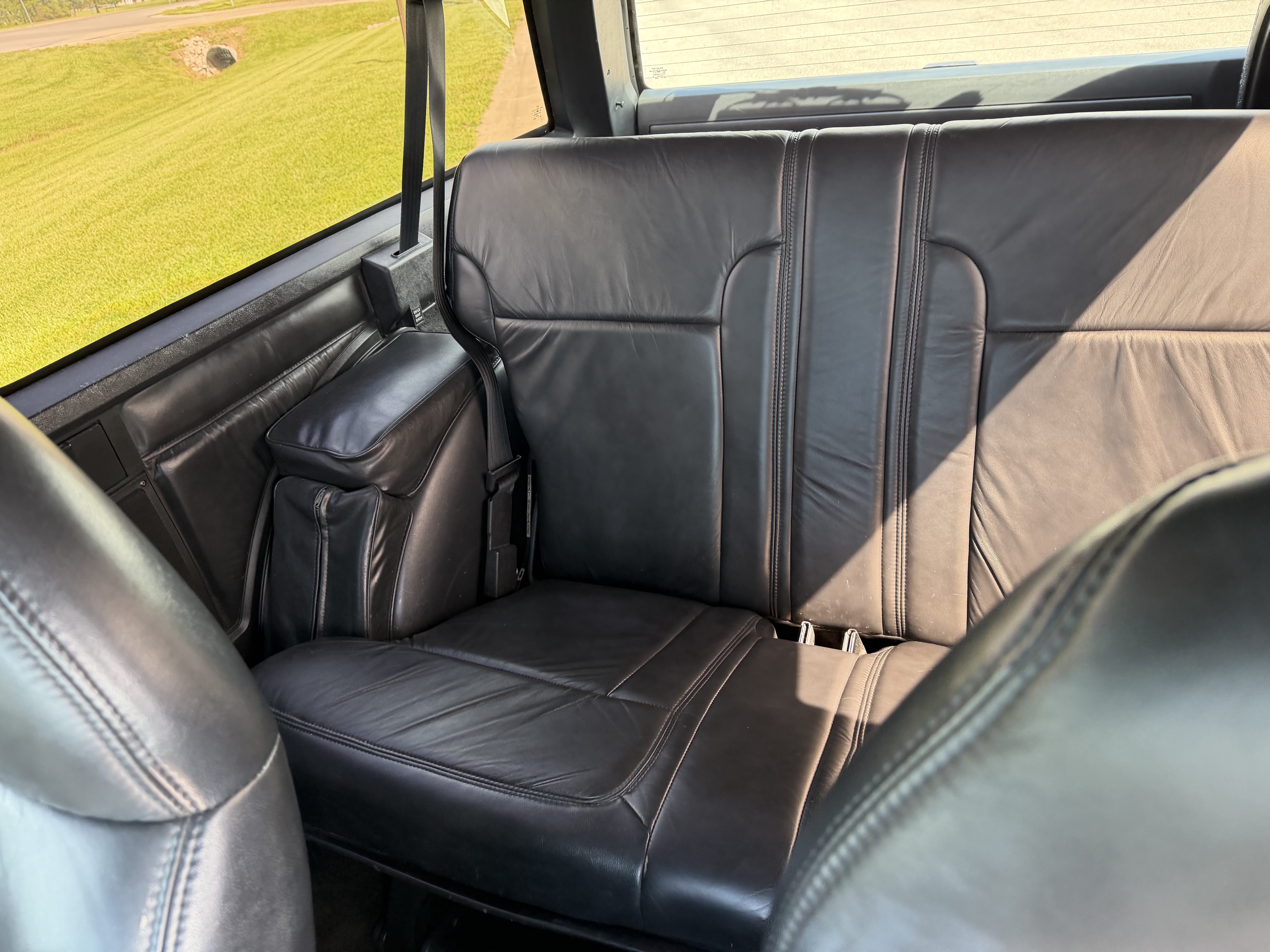 Used 1993 GMC Typhoon UNAVAIL AWD/4WD image 8