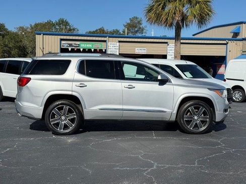 Used 2019 GMC Acadia Denali Ultimate image 6