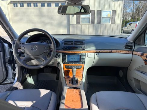 Used 2007 Mercedes-Benz E 320 image 20