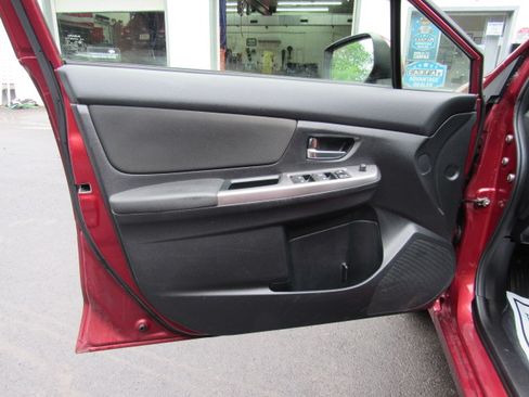 Used 2016 Subaru Impreza 2.0i Premium Hatchback AWD/4WD image 11