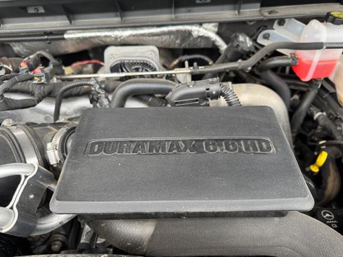 Used 2024 Chevrolet Silverado 3500 High Country AWD/4WD image 28
