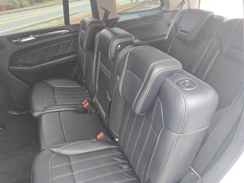 Used 2015 Mercedes-Benz GL 350 image 16