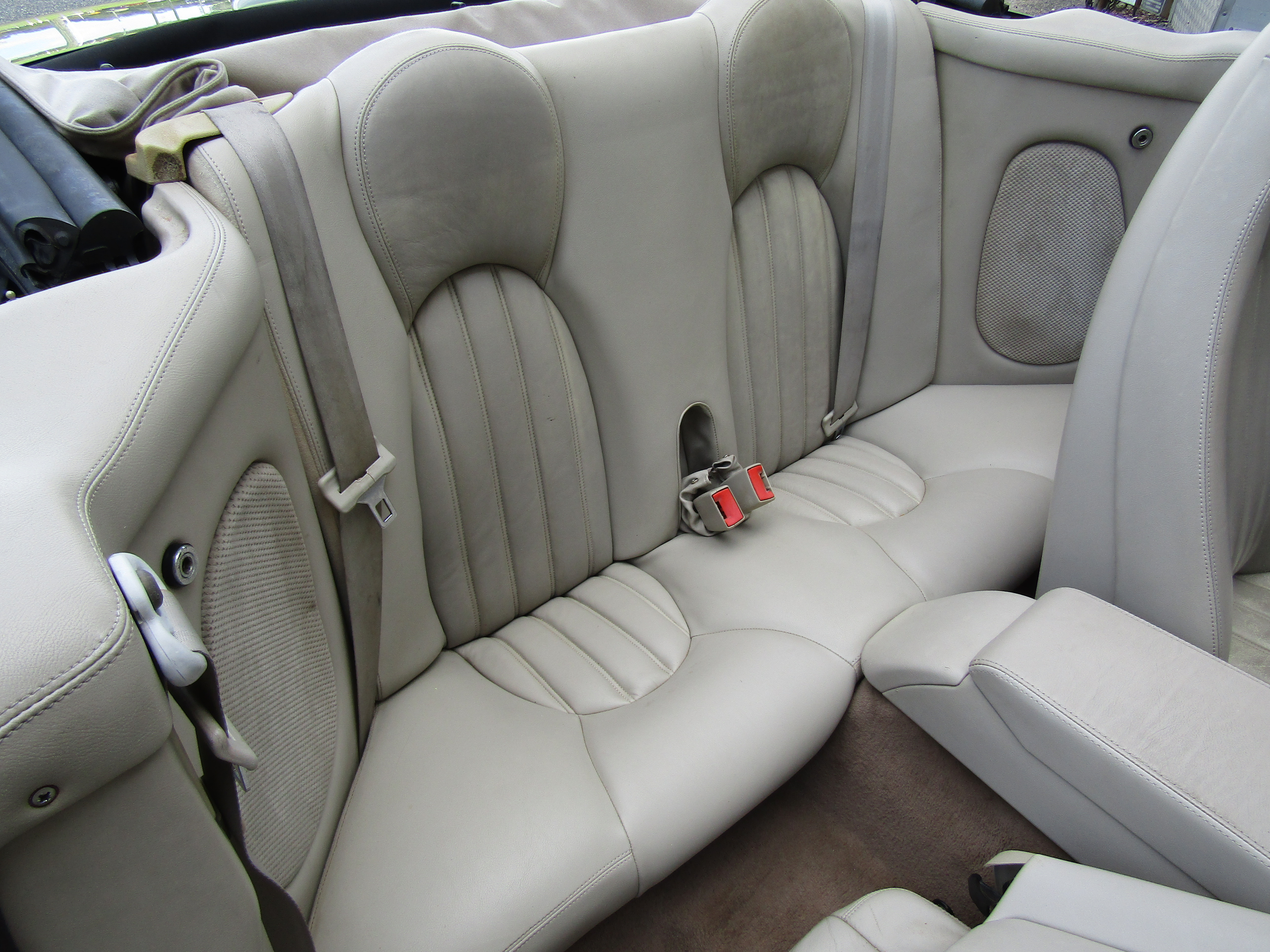 Used 2000 Jaguar XK8 Convertible RWD image 13