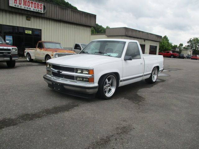 Used 1995 Chevrolet Silverado 1500 2WD Regular Cab image 2