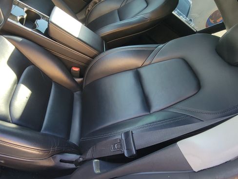 Used 2019 Tesla Model 3 image 7