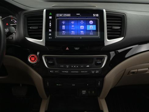 Used 2016 Honda Pilot Touring image 23