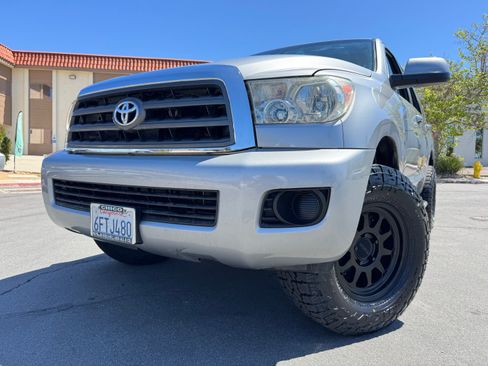 Used 2009 Toyota Sequoia SR5 image 4