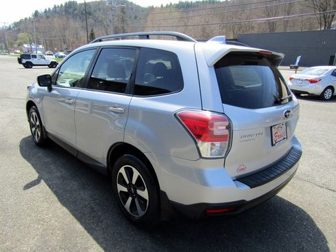 Used 2018 Subaru Forester 2.5i Premium image 7