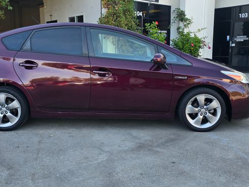 Used 2013 Toyota Prius Persona Series image 5