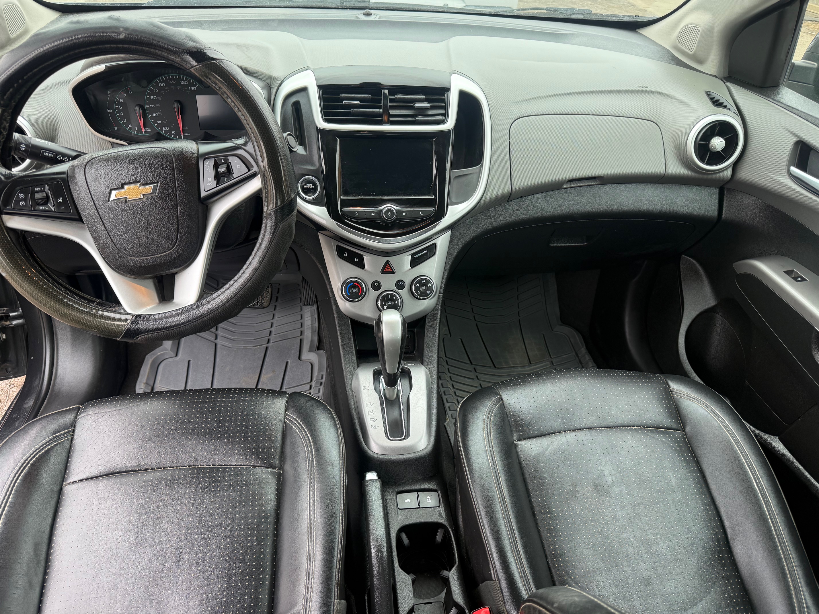 Used 2019 Chevrolet Sonic Premier FWD image 11