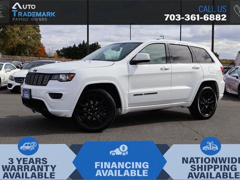Used 2019 Jeep Grand Cherokee Altitude image 1