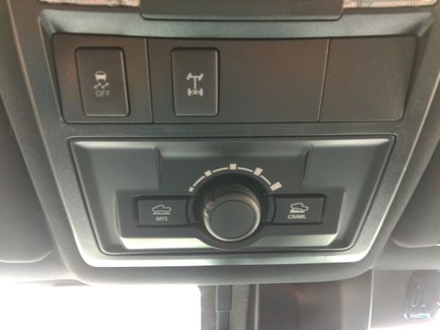 Used 2018 Toyota Tacoma TRD Off-Road image 62