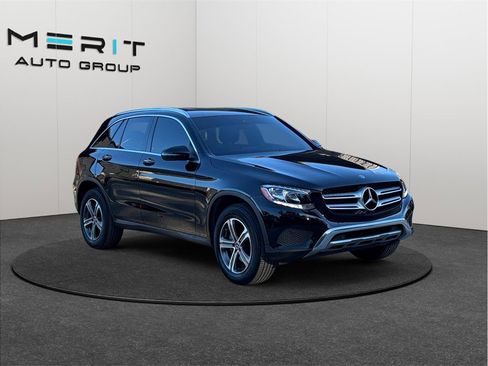 Used 2019 Mercedes-Benz GLC 300 GLC 300 Sport Utility 4D image 1