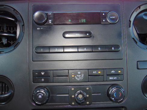 Used 2014 Ford F350 Super Duty XL image 16
