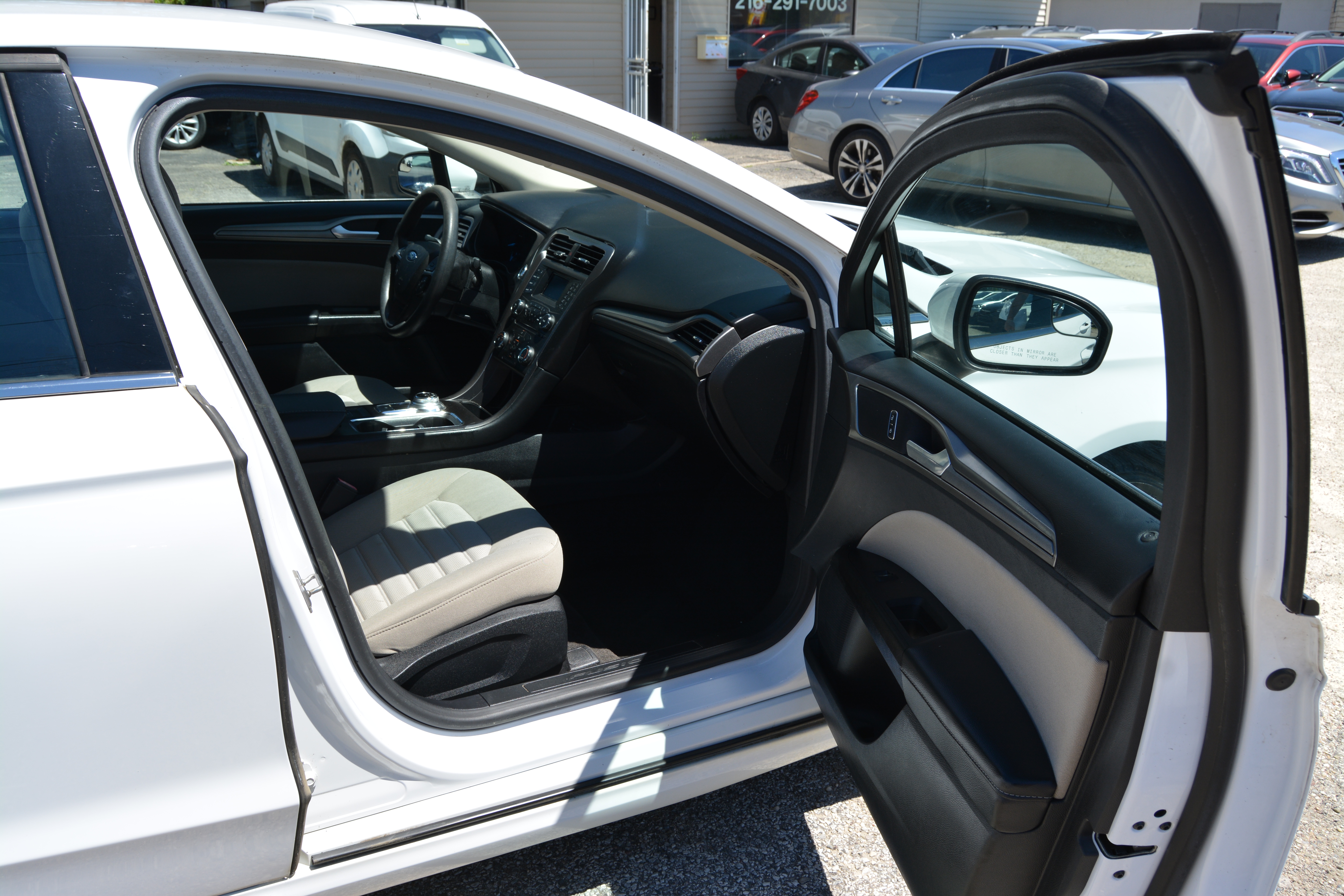 Used 2017 Ford Fusion S FWD image 17