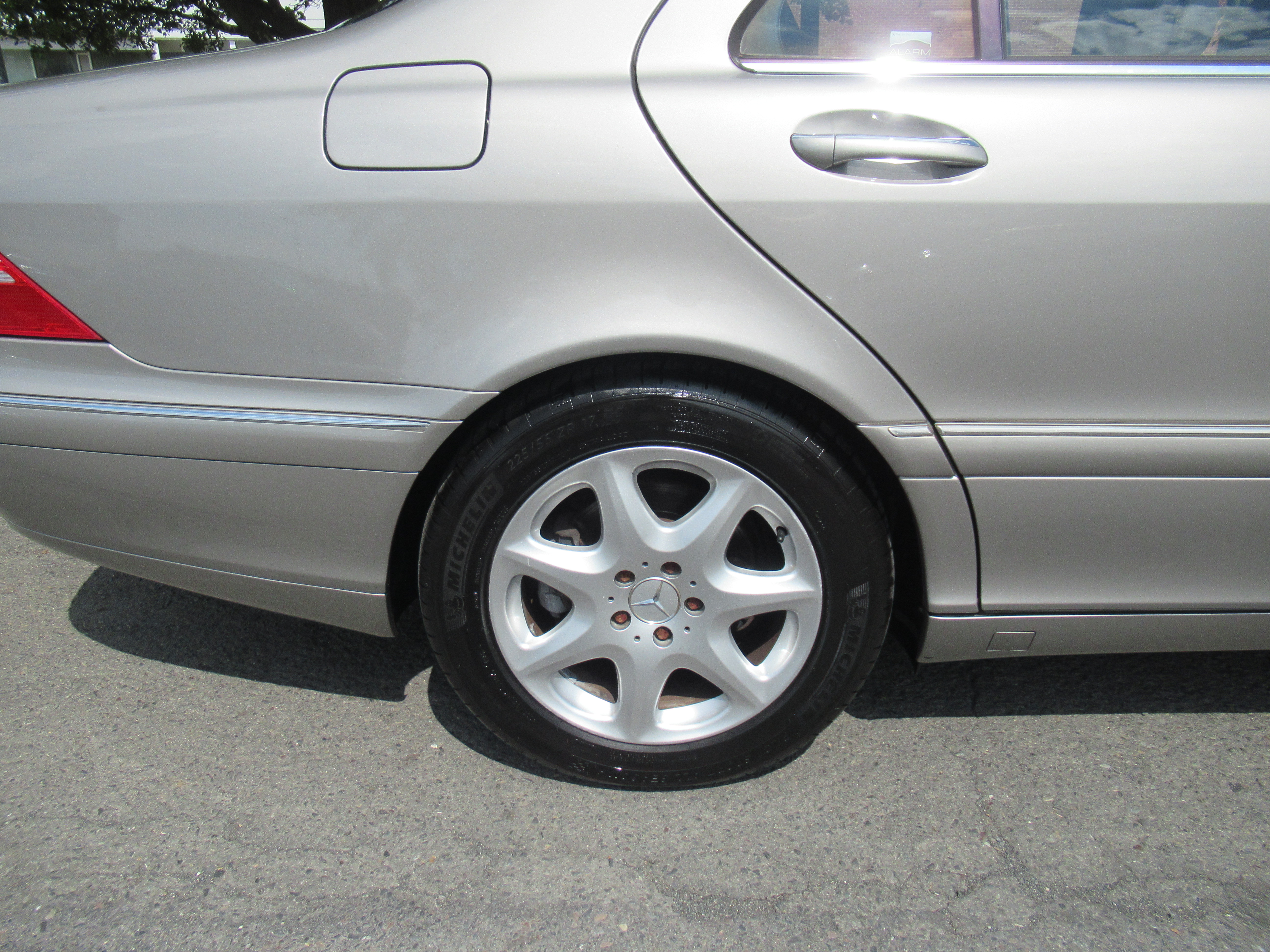 Used 2005 Mercedes-Benz S 430 4MATIC image 24