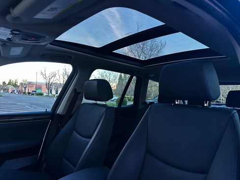 Used 2015 BMW X3 xDrive28i image 31