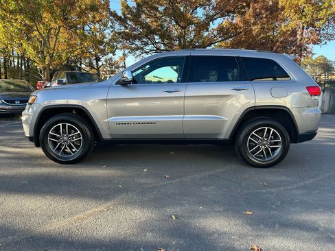 Used 2019 Jeep Grand Cherokee Limited image 9