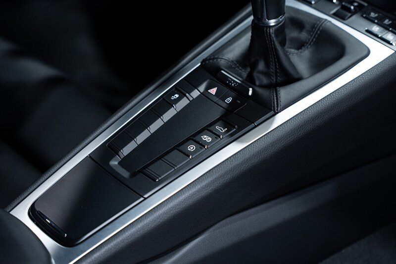 Used 2019 Porsche 718 Cayman S RWD image 55