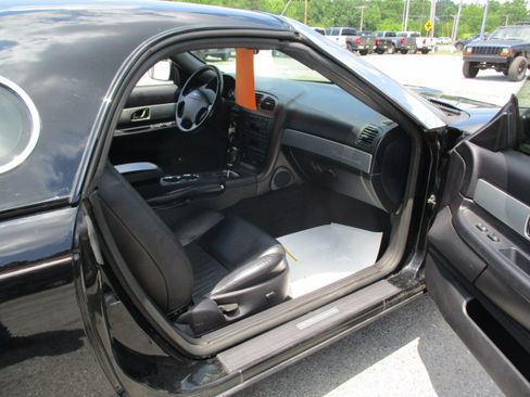 Used 2005 Ford Thunderbird 50th Anniversary RWD image 20