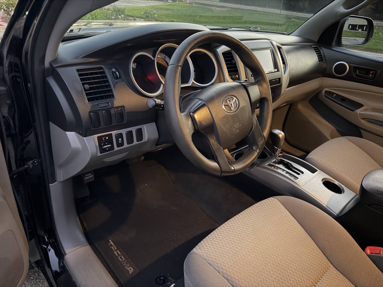 Used 2012 Toyota Tacoma 2WD Access Cab w/ TRD Package image 20