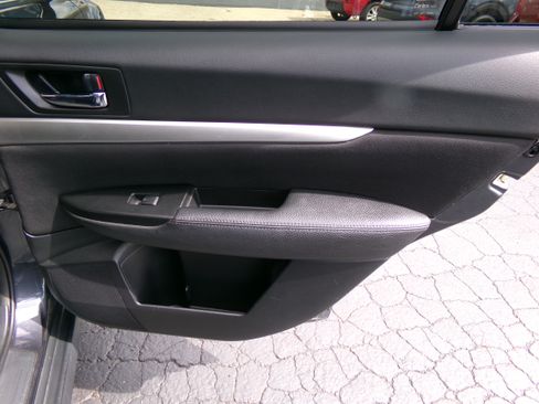 Used 2012 Subaru Outback 2.5i Premium image 14