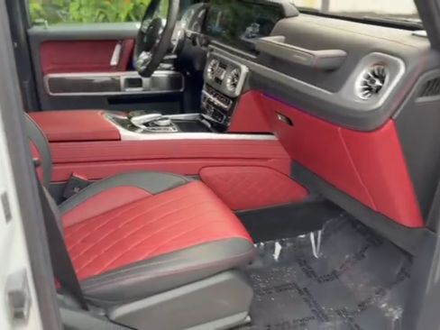 Used 2022 Mercedes-Benz G 63 AMG AMG G 63 image 28