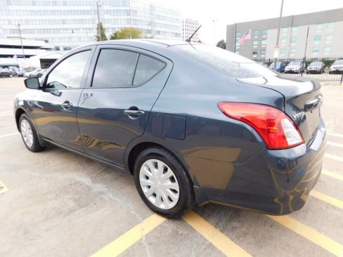 Used 2017 Nissan Versa S image 6