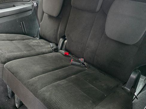 Used 2018 Dodge Grand Caravan SE image 7