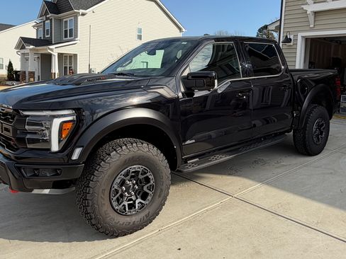 Used 2025 Ford F150 Raptor R image 2