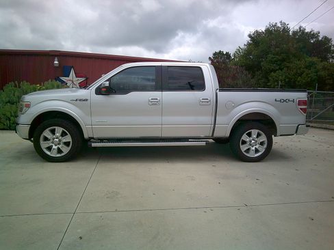 Used 2013 Ford F150 Lariat AWD/4WD image 3