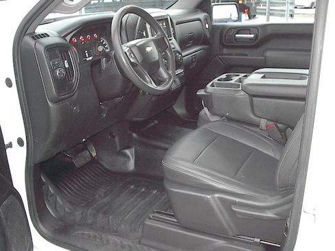 Used 2021 Chevrolet Silverado 2500 W/T image 15