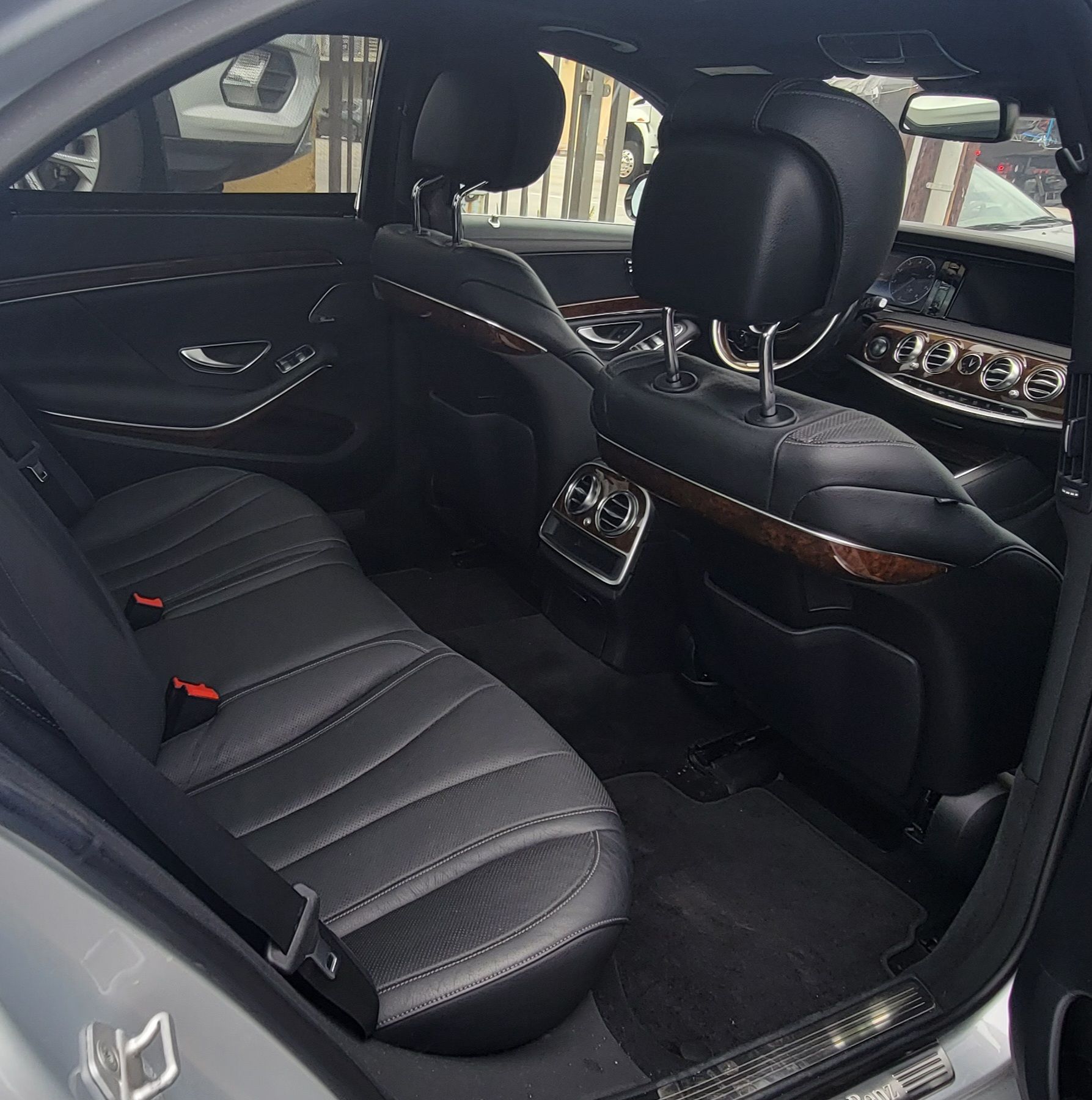 Used 2017 Mercedes-Benz S 550 4MATIC Sedan image 11