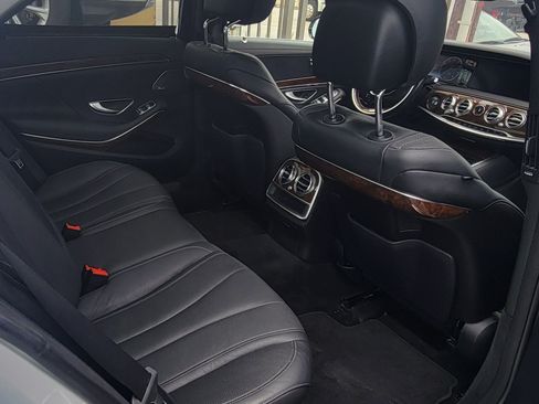 Used 2017 Mercedes-Benz S 550 Sedan w/ Sport Package image 11