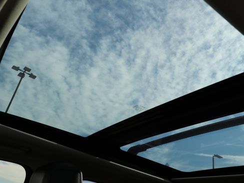 Used 2018 Ford Expedition Platinum image 46