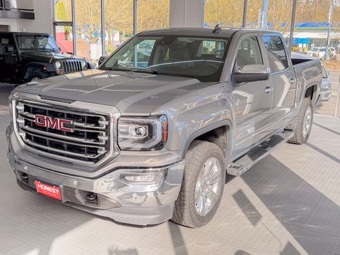 Used 2017 GMC Sierra 1500 4x4 Crew Cab SLT image 3
