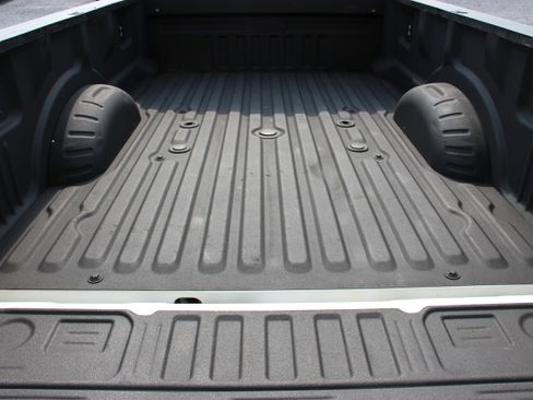 Used 2024 Ford F350 4x4 Crew Cab DRW Super Duty image 12