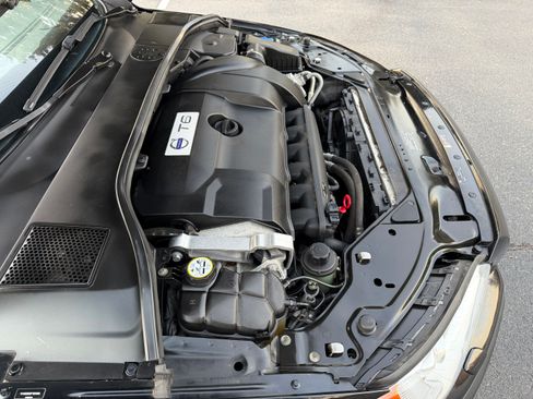 Used 2015 Volvo XC70 T6 Platinum image 30