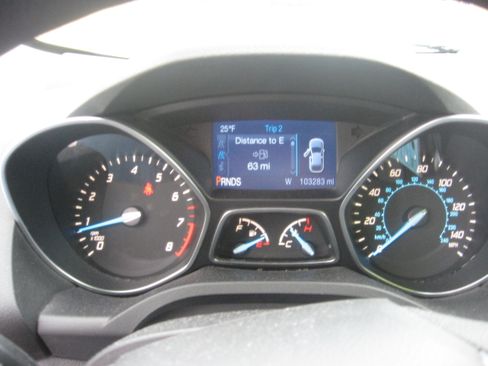 Used 2015 Ford Escape SE image 10