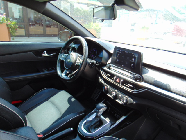 Used 2020 Kia Forte GT-Line Sedan FWD image 27
