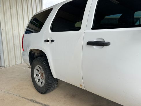 Used 2012 Chevrolet Tahoe 4WD image 22