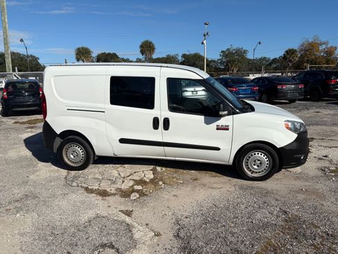 Used 2018 RAM ProMaster City Tradesman image 3