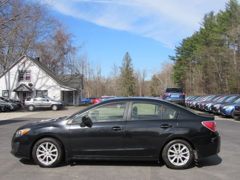 Used 2013 Subaru Impreza 2.0i Premium image 3