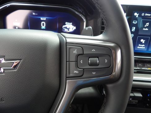 Used 2025 Chevrolet Silverado 1500 4x4 Crew Cab ZR2 image 33