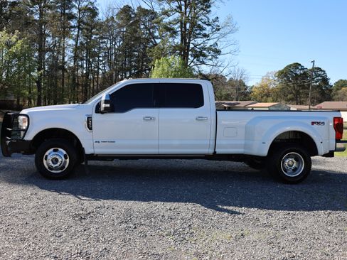 Used 2022 Ford F350 King Ranch image 15