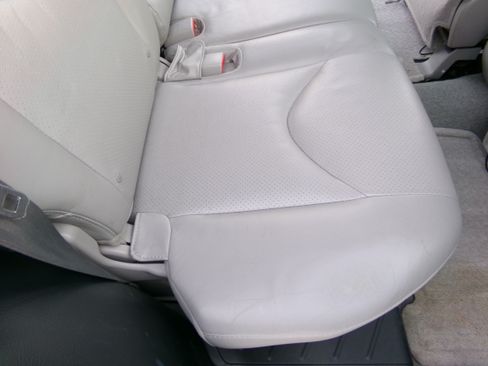 Used 2011 Toyota RAV4 Limited image 11